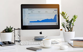 米兰体育官方入口-西雅图海湾者锋线火力全开，防守压力山大