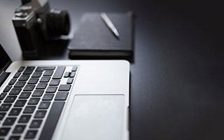 米兰体育官方入口-湖人队核心球员连续砍分，引领球队前行