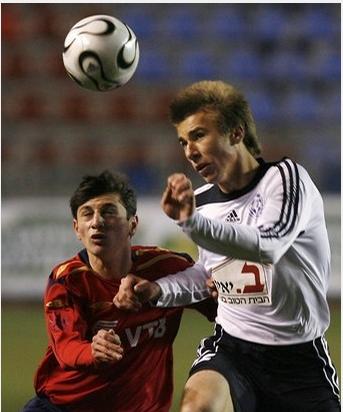 布拉格斯巴达击败莫斯科中央陆军，小组突围的简单介绍