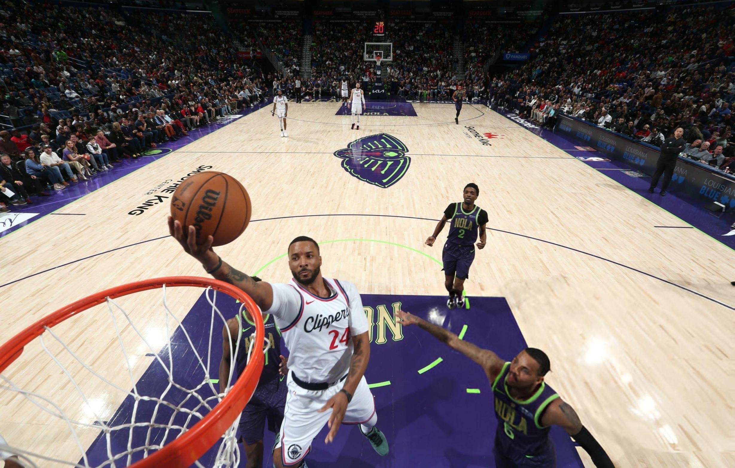 快船擒下鹈鹕，继续取得胜利