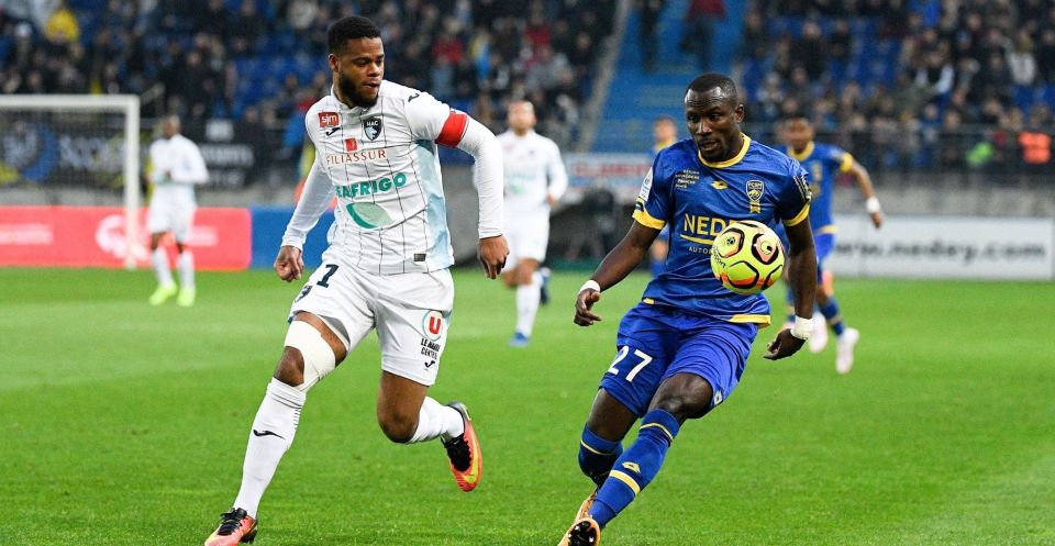 包含索肖将在明天迎来与巴斯蒂亚的交锋的词条 包含索肖将在明天迎来与巴斯蒂亚的交锋的词条