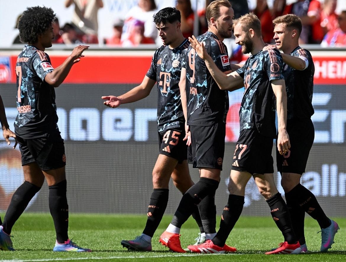 包含巴萨遭遇绝杀，惨败于拜仁慕尼黑的词条