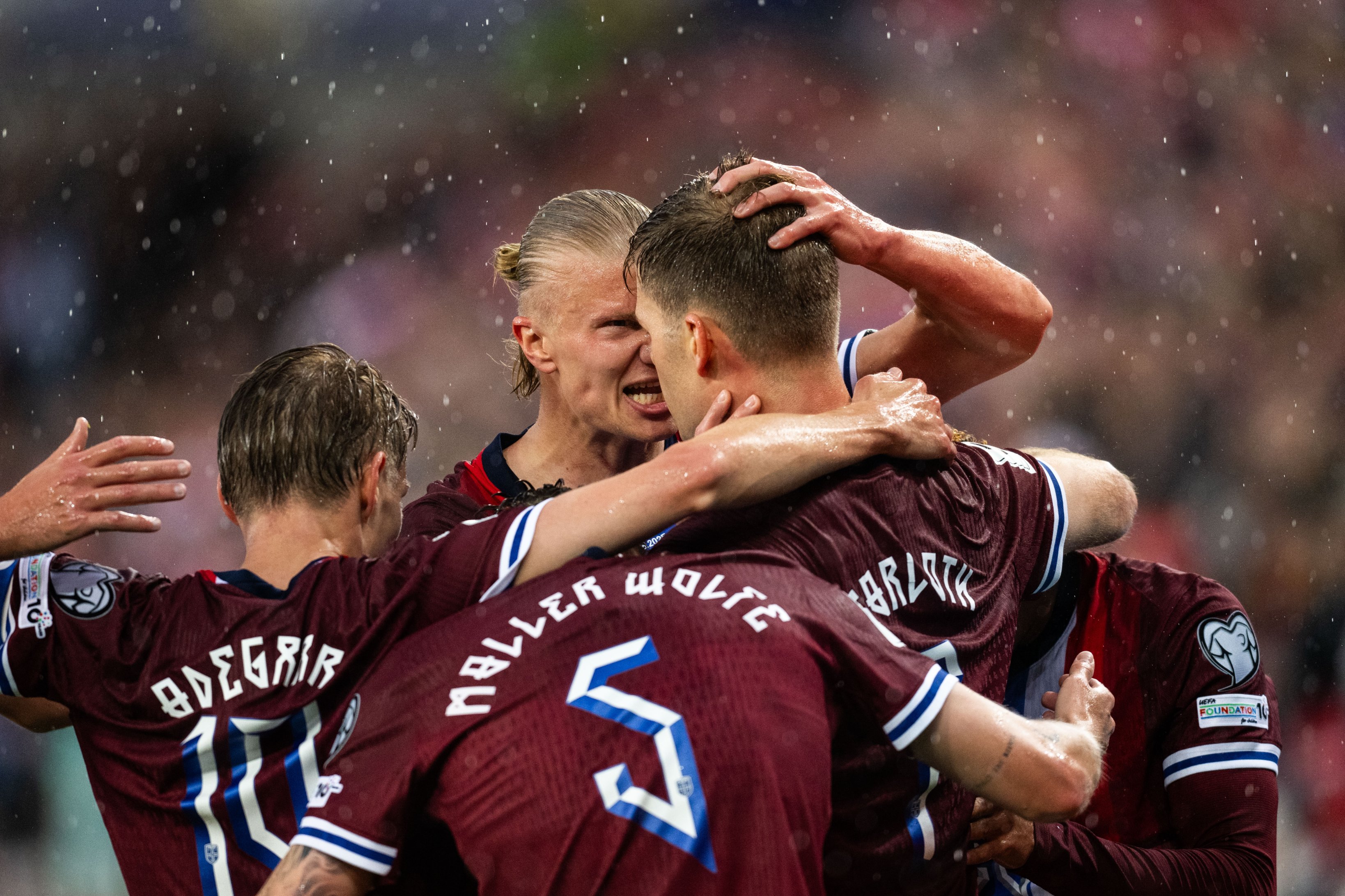 利物浦惨败巴黎,哈兰德独挑大梁 利物浦惨败巴黎,哈兰德独挑大梁