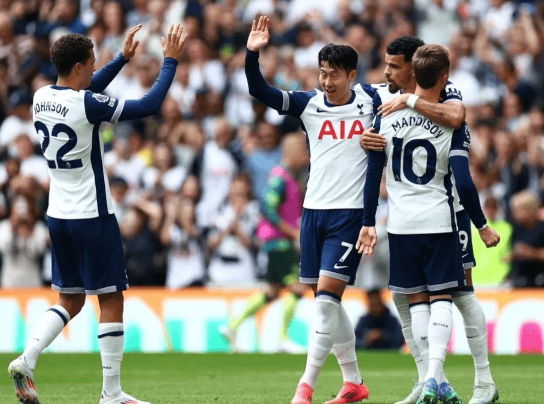 米兰体育网页版登录入口-热刺主教练晒出新赛季训练照片：展现球队准备状态的简单介绍