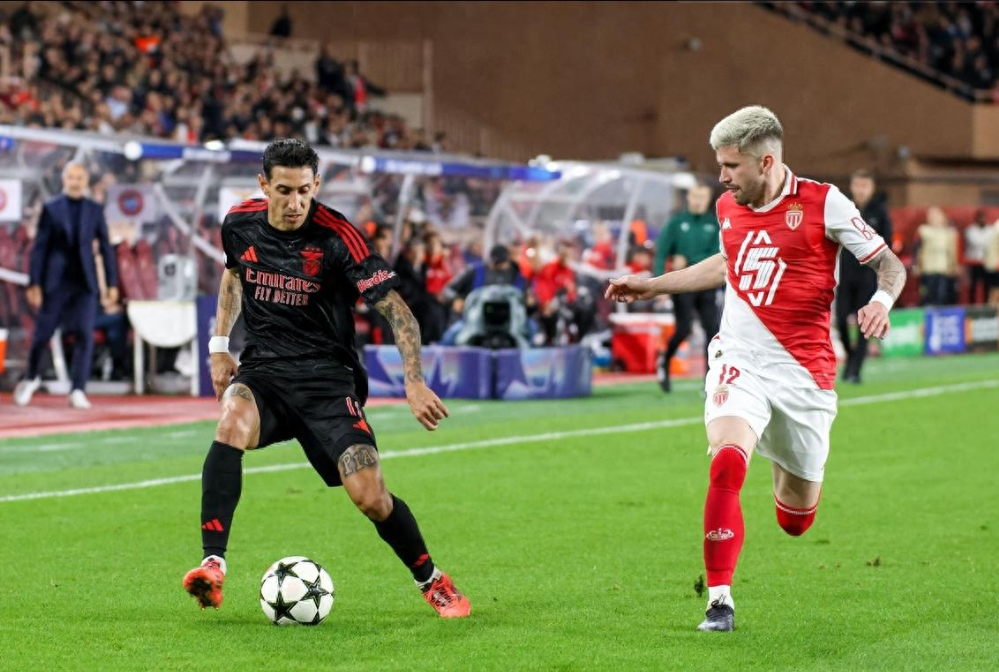 米兰体育注册-巴萨小将莫雷诺爆发，助球队逆转比赛的简单介绍