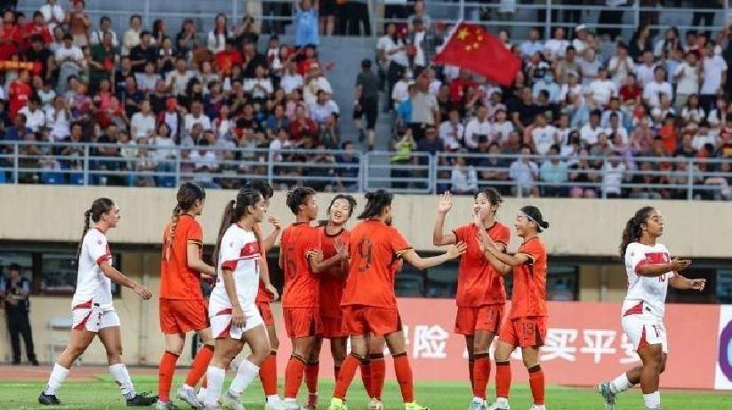 亚洲女足队表现出色赢得比赛