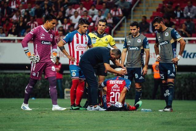 皇马巨星贝尔正式宣布转会申花,中超市场引起轩然大波 皇马巨星贝尔正式宣布转会申花,中超市场引起轩然大波