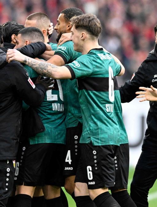 米兰体育登录入口-弗莱堡队成功击败对手，取得胜利